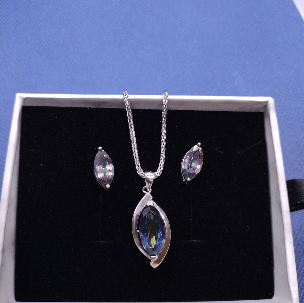 925 Sterling Silver Faceted Rainbow Topaz Gemstone Earrings and Necklace Set.